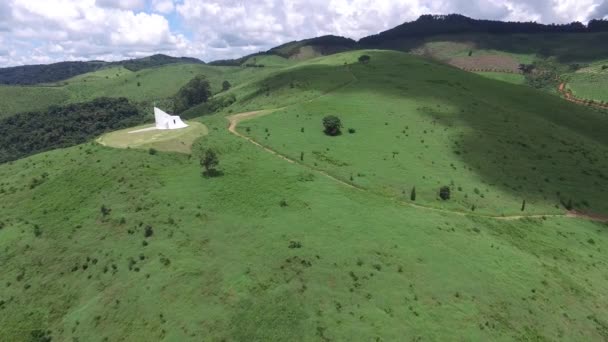 Santa Clara kápolna Pocos de Caldas, állam Minas Gerais, Brazília. — Stock videók