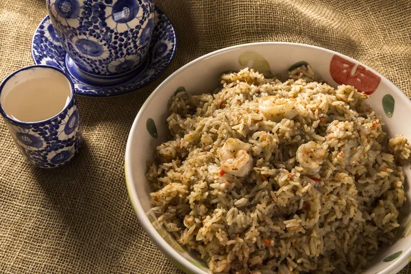 Arroz com camarão do norte do Brasil - Amazônia Tradicional d — Fotografia de Stock