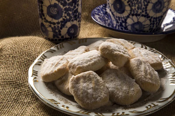 Biscoito de castanha na mesa — Fotografia de Stock