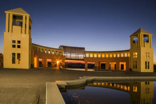 Tangua Park'ta günbatımı. Curitiba, Parana/Brezilya. Temmuz, 2017.