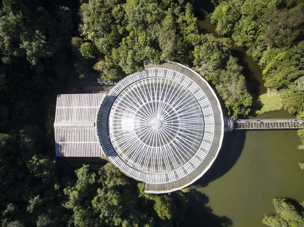 Opera de bitkilerinden, kültür ve doğa aynı yerde, şehir Curitiba, Parana, Brezilya, Temmuz, 2017 durumunu geleneksel turizm nokta.