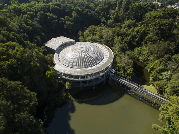 Opera de bitkilerinden, kültür ve doğa aynı yerde, şehir Curitiba, Parana, Brezilya, Temmuz, 2017 durumunu geleneksel turizm nokta.