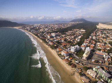 Florianopolis, Brezilya Ingleses plaj havadan görünümü. Temmuz, 2017.