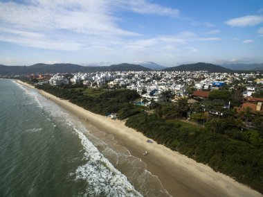 Florianopolis, Brezilya Jurere plaj havadan görünümü. Temmuz, 2017.
