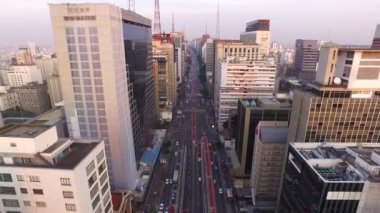 Sao Paulo, Brezilya, Ağustos, 2017. Paulista Avenue, Sao Paulo şehrinde havadan görünümü. 