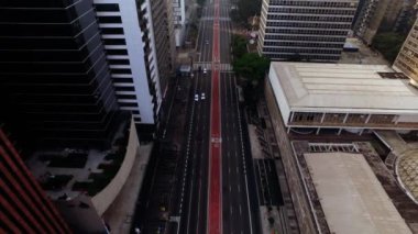 Sao Paulo, Brezilya, Ağustos, 2017. Paulista Avenue, Sao Paulo şehrinde havadan görünümü. 