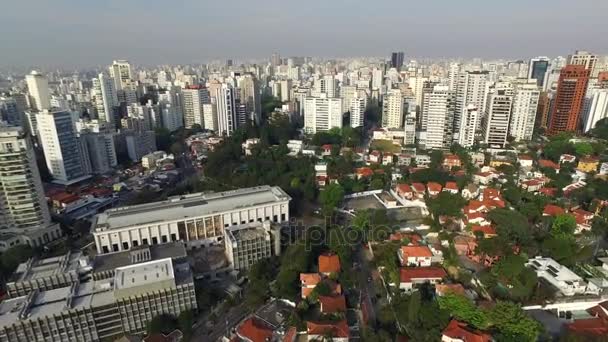 Sao Paulo, Brazília - augusztus 17-én: Kórház das clinicas egy brazil Kórház Sao Paulo városában — Stock videók