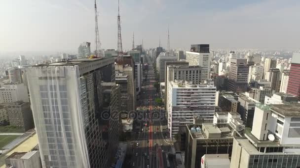 Sao Paulo, Brésil, août 2017. Vue aérienne sur l'avenue Paulista, à Sao Paulo . — Video