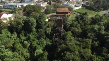 Curitiba, havadan görünümü Bosque Alemao Park var. Parana - Brezilya. Temmuz, 2017. 