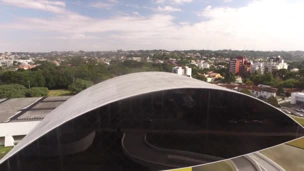 CURITIBA, PARANA / BRAZIL - July 2017: Aerial view Oscar Niemeyer Museum, Mon . — стоковое видео
