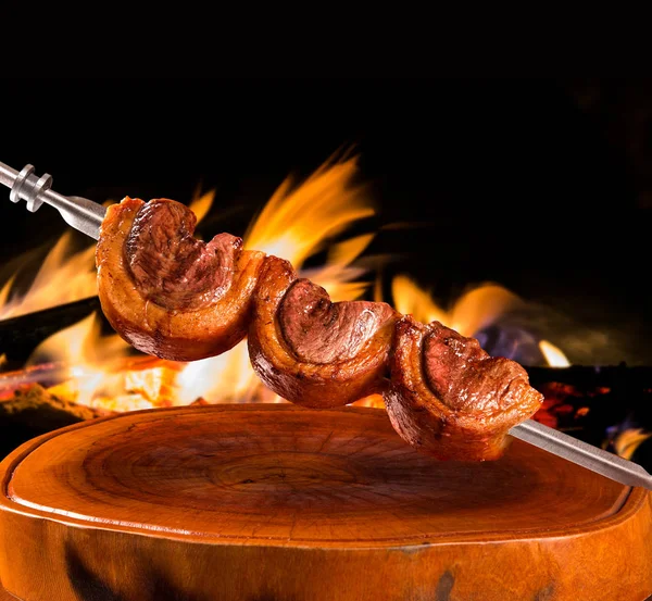 Picanha, tradicional churrasco brasileiro. — Fotografia de Stock