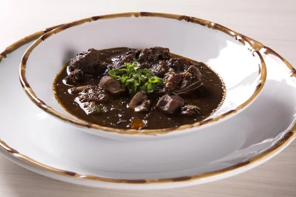 Sarapatel - Goian mutfağı. Domuz pişmiş