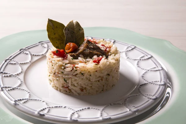 Arroz com carne e tomate — Fotografia de Stock