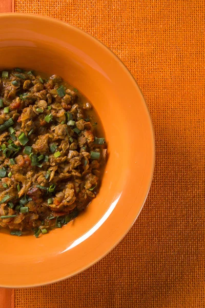 Sururu çorbanın içine portakal bir tabak. Brezilyalı çanak.