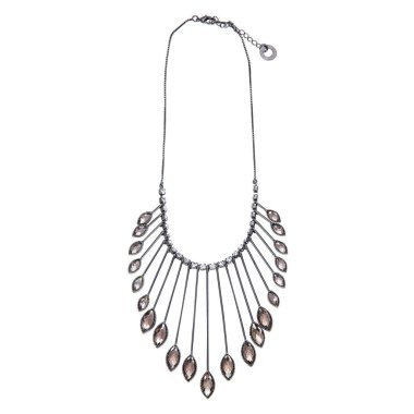 Gümüş Zincir kolye kolye beyaz zemin üzerine ile