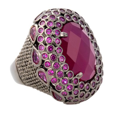 Beyaz arka plan üzerinde izole mücevher yüzük