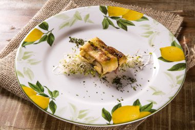 Tuzlu gevrek muz pasta