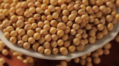 Soya fasulyesi kadar rotasyon kapatın. Seçici odak.