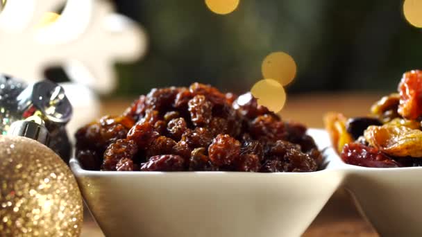 Raisins Bowl Rustic Old Wooden Table Christmas Background — Stock Video