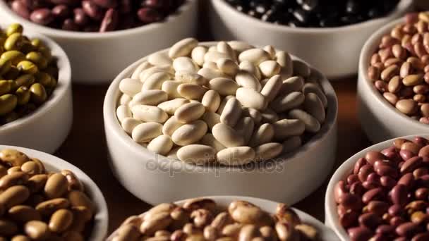 回転で分類された豆 — ストック動画