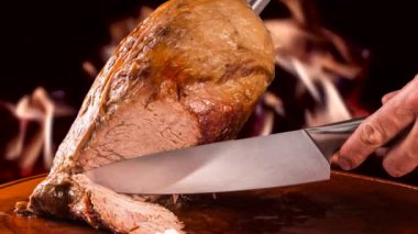 Kavrulmuş, Cupim yangın arka plan ile geleneksel Brezilya Barbekü.