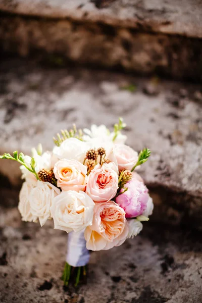 Bouquet da sposa rose — Foto Stock