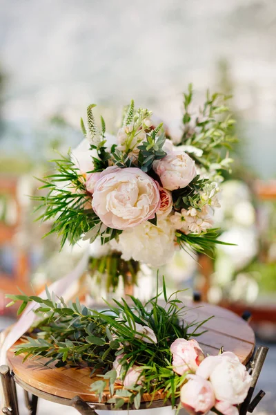 婚礼花束兰花和牡丹 — 图库照片