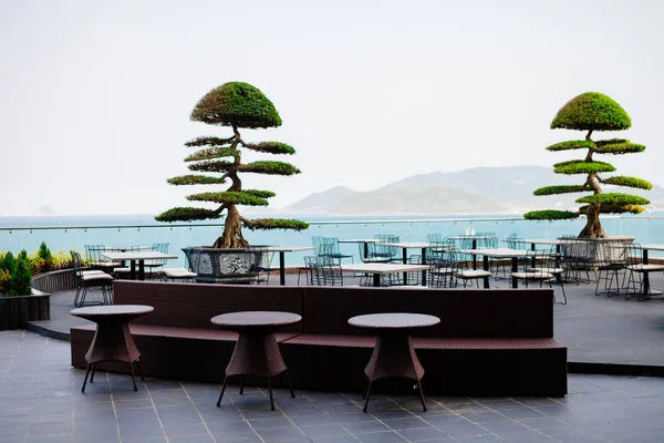 Asiatique exotique café en plein air — Photo
