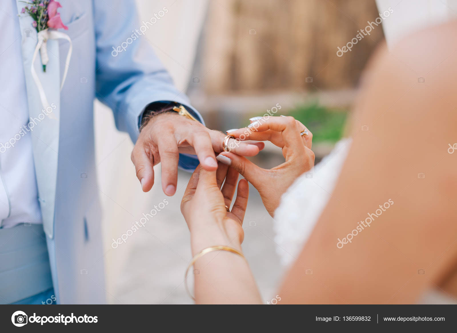 Wearing wedding ring ceremony Stock Photo by ©shevtsovy 136599832