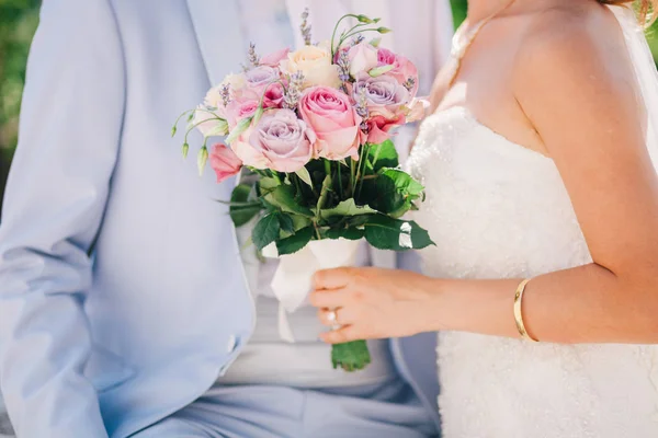 派手な結婚式の花束 — ストック写真