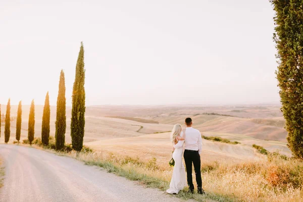 Matrimonio Coppia Viaggio Toscana Tramonto Foto Matrimonio Arte Fine Matrimonio — Foto Stock