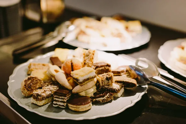 Desserthapjes Voor Feesten Sweek Taarten Koekjes Catering — Stockfoto