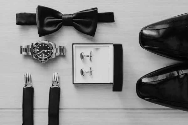 Man Accessories Shoes Cufflinks Watch Bowtie Man Accessories Lay Flat — Stock Photo, Image