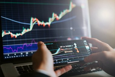 Ticaret grafiğinde BTC fiyat öngörüsü hareketi yakın. Stocktrader, Bitcoin fiyat hareketini tahmin ediyor. Yükselme veya düşüş ticaret grafiği.