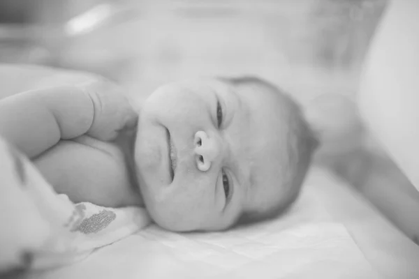 Newborn Baby in Hospital — Stock Photo, Image