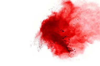 Kırmızı toz patlaması beyaz arkaplanda izole edildi.