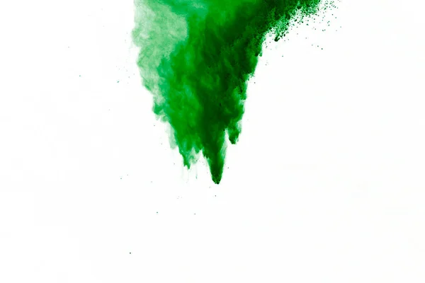 白色背景下孤立的绿色粉末爆炸 — 图库照片