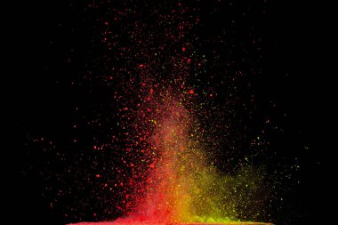 Renkli barut patlaması. Arka planda soyut yakın çekim tozu. Renkli bir patlama. Boya evi.