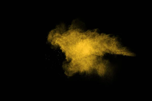 黒の背景に黄色の粉末爆発 雲の色 カラフルな塵が爆発する ペイント — ストック写真