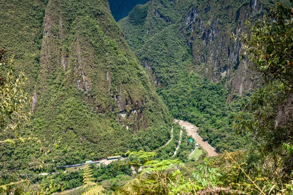 Pohled na údolí řeky Urubamba, Peru, pohled shora. — Stock fotografie