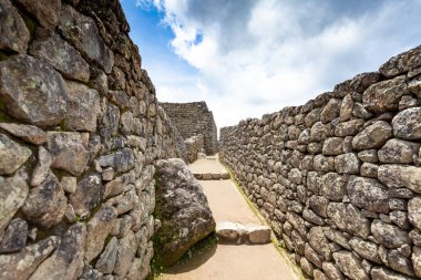 Antik şehir Machu Picchu, Peru 'nun duvarları.