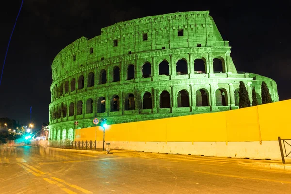Groene colosseum in Rome — Stockfoto