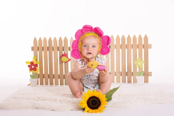 Buenas Miradas Los Niños Pequeños Estudio Fondo Blanco — Foto de Stock