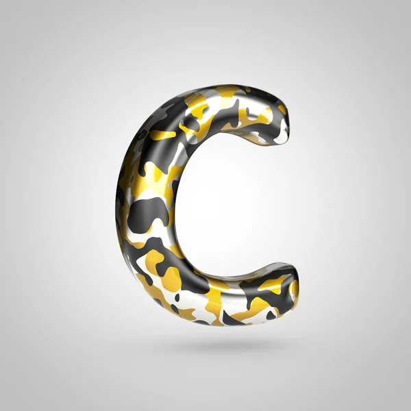 Mimetica lettera C maiuscola con motivo mimetico dorato, argento e nero isolato su sfondo bianco . — Foto Stock