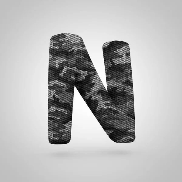 Kamuflaj büyük N harfi. Beyaz arka plan üzerinde izole kamuflaj doku ile 3D render yazı tipi.