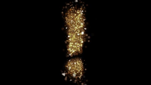 黄金の粒子の感嘆符カメラに飛ぶ 金色の輝くアルファベットが明らかに — ストック動画