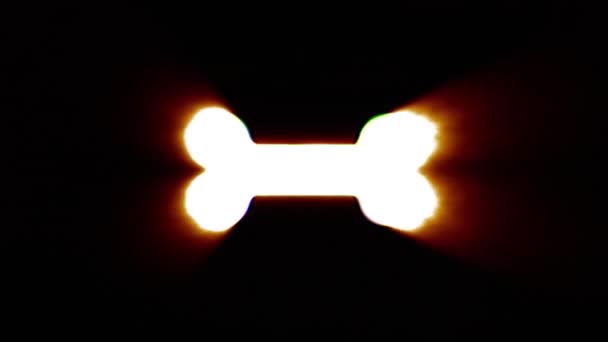 Ícone de osso de fogo brilhante voar em pisca centro com cores de espectro rgb . — Vídeo de Stock