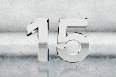 Krom 3D numara 15. Çizik metal arka planda parlak krom numara. Stüdyonun ışık yansımaları olan metalik bir rakam. 3d hazırlayıcı.