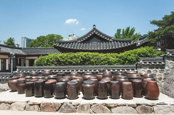 South Korea Platform Crocks Sauces Condiments — Stock Photo, Image