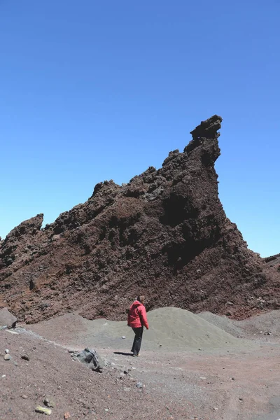 Femme Sommet Randonnée Dans Les Montagnes — Photo